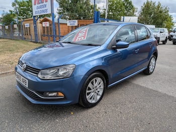 Used Volkswagen Polo 2015 for sale - 79663772: Photo