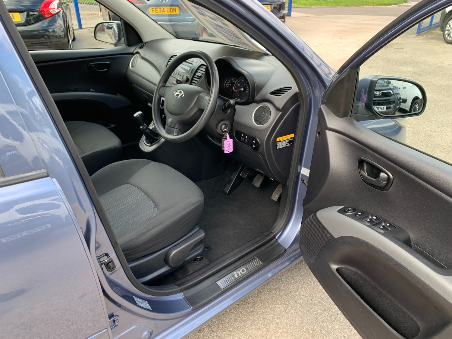 Used Hyundai i10 2013 for sale - 76709617: Photo 10