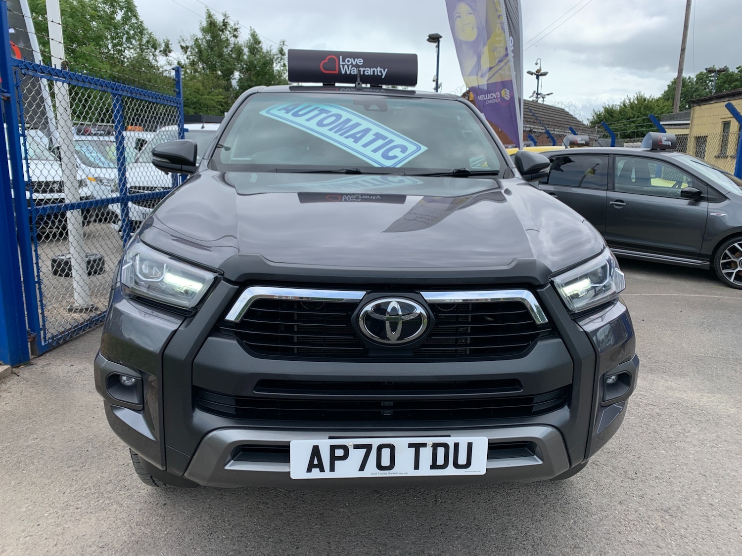 Used Toyota Hilux 2021 for sale - 76144147: Photo 2