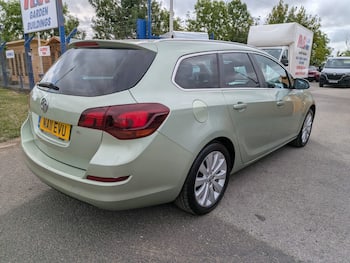 Used Vauxhall Astra 2011 for sale - 79625609: Photo