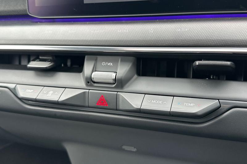 Used Kia EV9 2024 for sale - 76677601: Photo 14