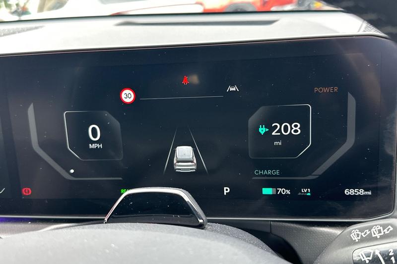 Used Kia EV9 2024 for sale - 76677601: Photo 16