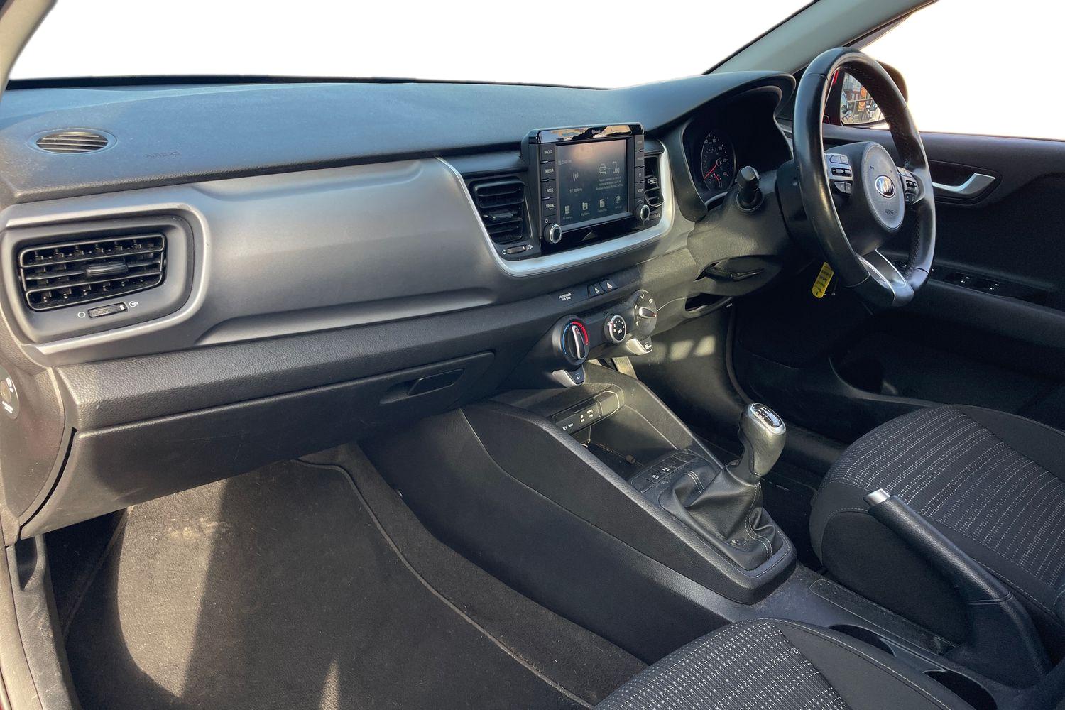 Used Kia Stonic 2019 for sale - 77739747: Photo 2