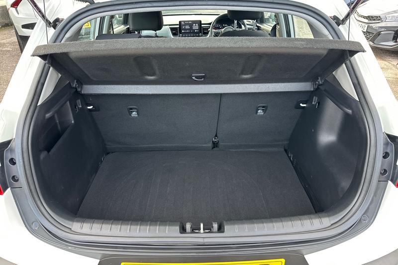 Used Kia Stonic 2020 for sale - 76680975: Photo 10