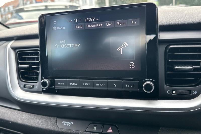 Used Kia Stonic 2020 for sale - 76680975: Photo 13