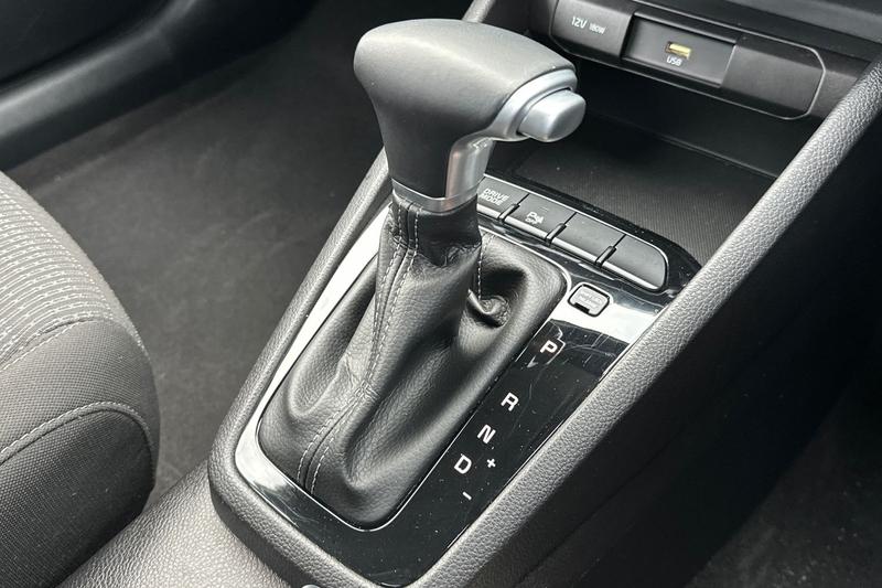 Used Kia Stonic 2020 for sale - 76680975: Photo 15