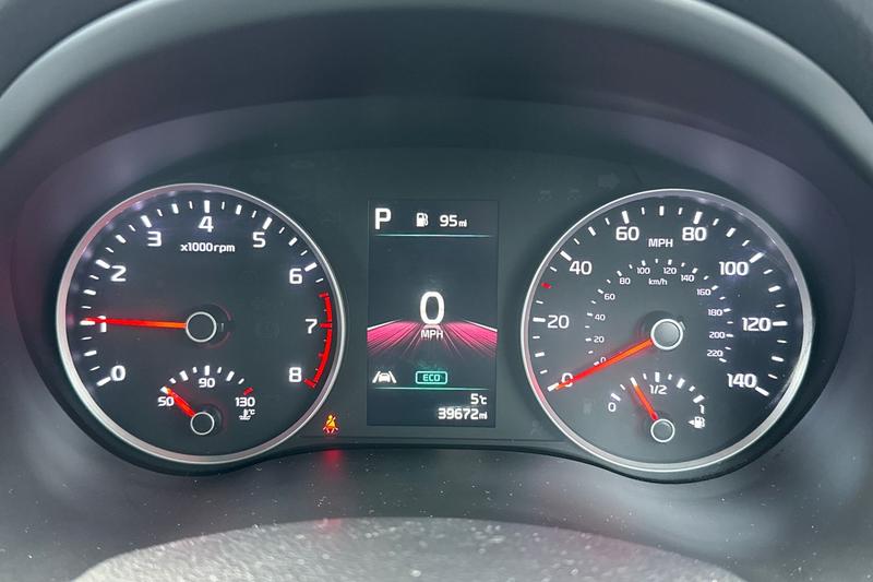 Used Kia Stonic 2020 for sale - 76680975: Photo 16