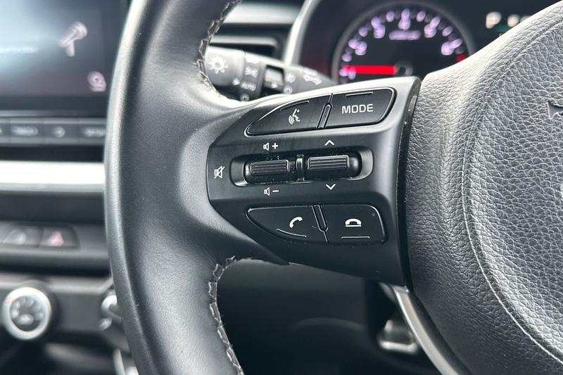 Used Kia Stonic 2020 for sale - 76680975: Photo 17