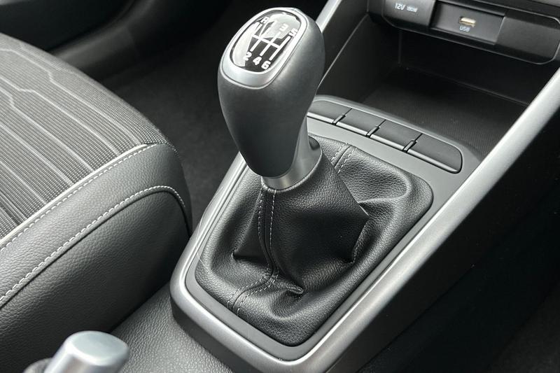 Used Kia Stonic 2025 for sale - 76679723: Photo 15