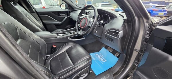 Used Jaguar F-Pace 2017 for sale - 76210412: Photo 11
