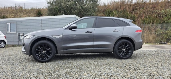 Used Jaguar F-Pace 2017 for sale - 76210412: Photo 3