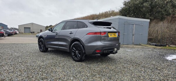Used Jaguar F-Pace 2017 for sale - 76210412: Photo 8