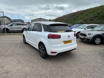 Used Citroen C4 2019 for sale - 79370733: Photo