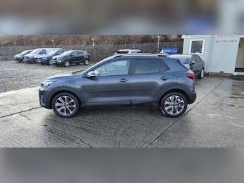 Used Kia Stonic 2019 for sale - 76855216: Photo