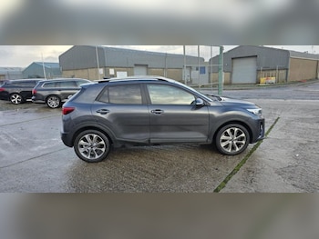 Used Kia Stonic 2019 for sale - 76855216: Photo