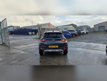 Used Kia Stonic 2019 for sale - 76855216: Photo