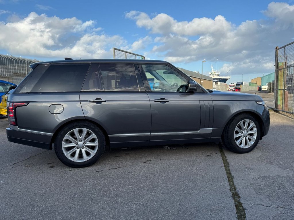 Used Land Rover Range Rover 2017 for sale - 78068389: Photo 9