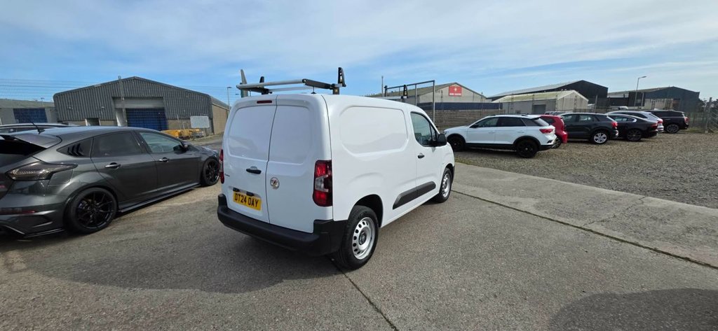 Used Vauxhall Combo 2024 for sale - 78068354: Photo 3