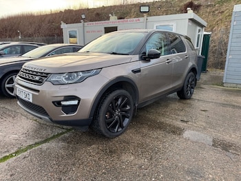 Land Rover Discovery Sport feature image