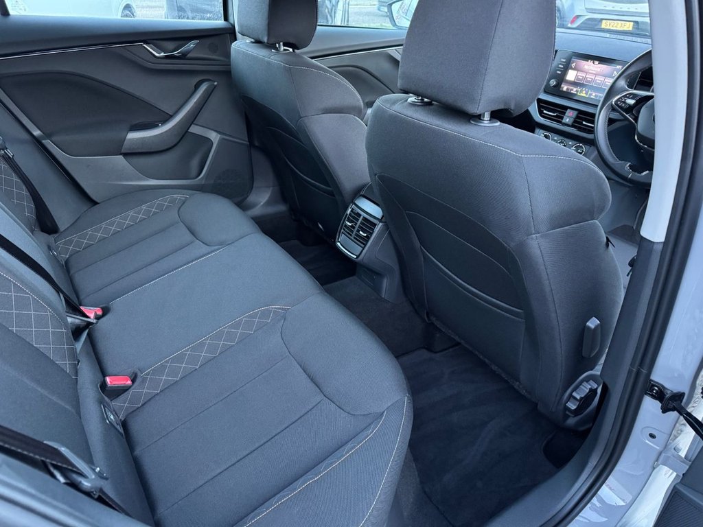 Used Renault Clio 2016 for sale - 77565389: Photo 11