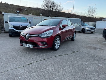 Used Renault Clio 2016 for sale - 77565389: Photo
