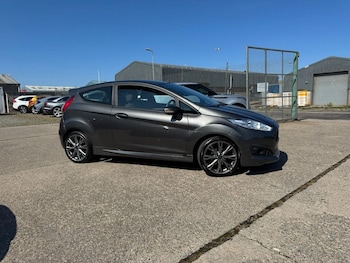 Used Ford Fiesta 2016 for sale - 79203595: Photo