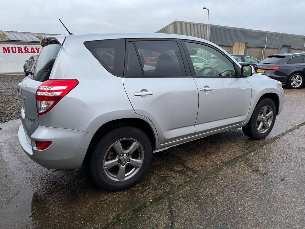 Used Toyota RAV4 2012 for sale - 77269065: Photo 2