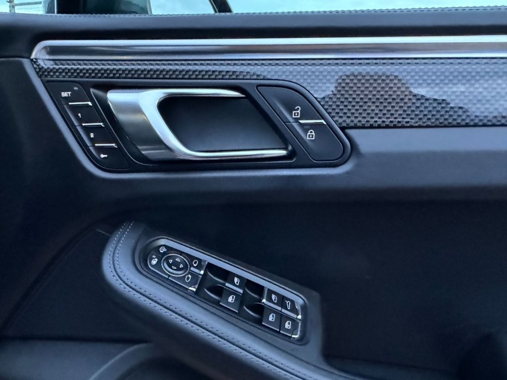 Used Porsche Macan 2019 for sale - 77132706: Photo 8