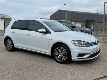 Used Volkswagen Golf 2020 for sale - 78293456: Photo