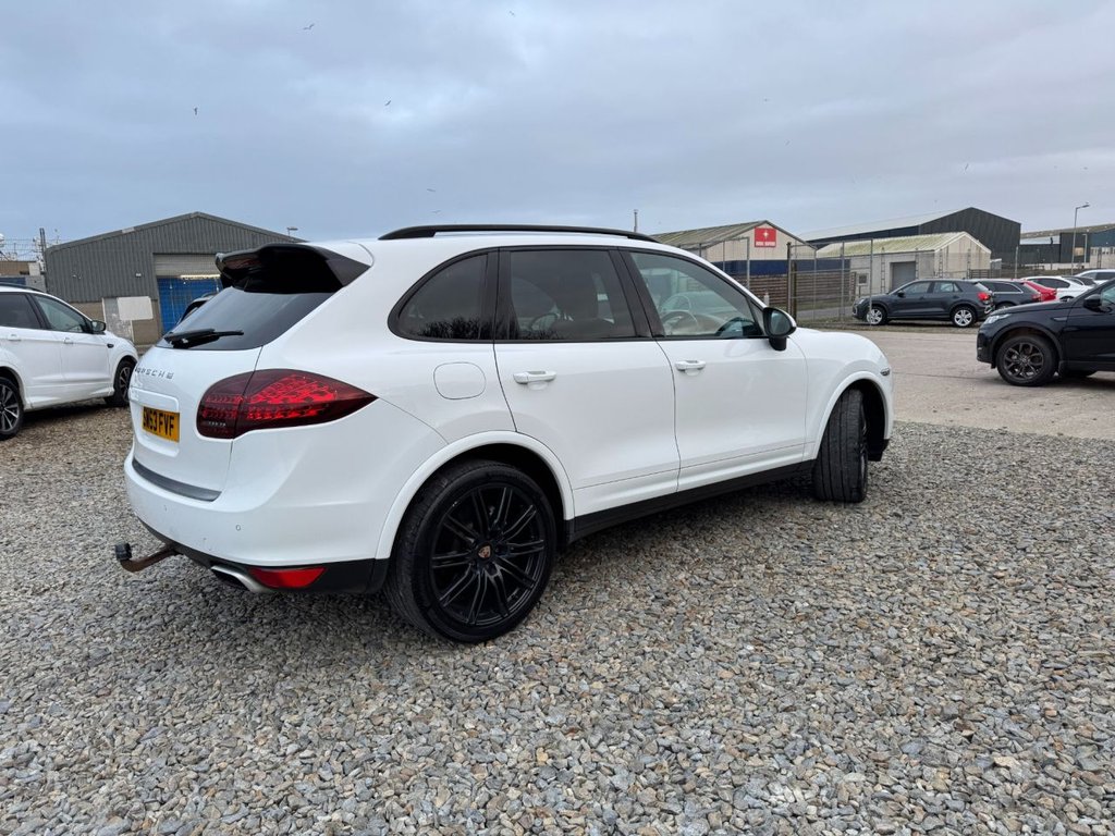Used Porsche Cayenne 2013 for sale - 77614270: Photo 9