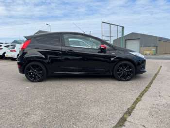 Used Ford Fiesta 2016 for sale - 75067387: Photo