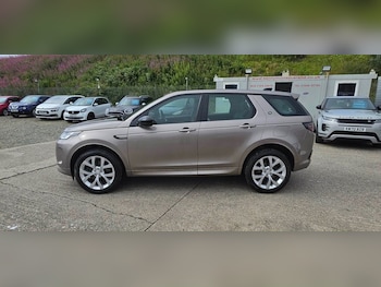 Used Land Rover Discovery Sport 2022 for sale - 79322865: Photo