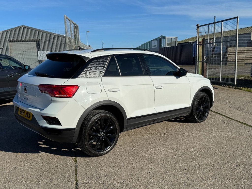 Used Volkswagen T-Roc 2022 for sale - 77708870: Photo 7