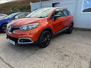 Used Renault Captur 2016 for sale - 76210075: Photo 2
