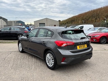 Used Ford Focus 2020 for sale - 76210209: Photo