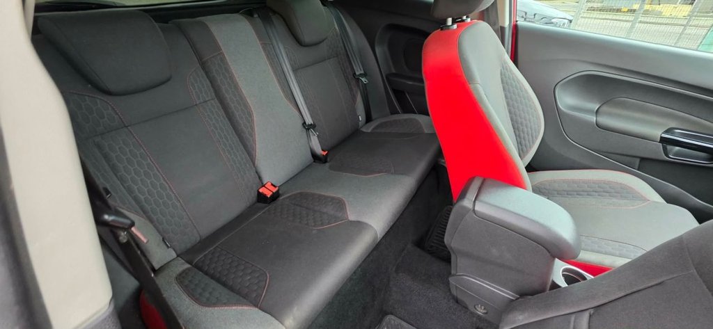 Used Ford Fiesta 2015 for sale - 77891244: Photo 9