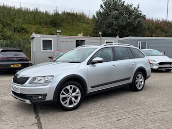 Used Skoda Octavia 2015 for sale - 79529955: Photo