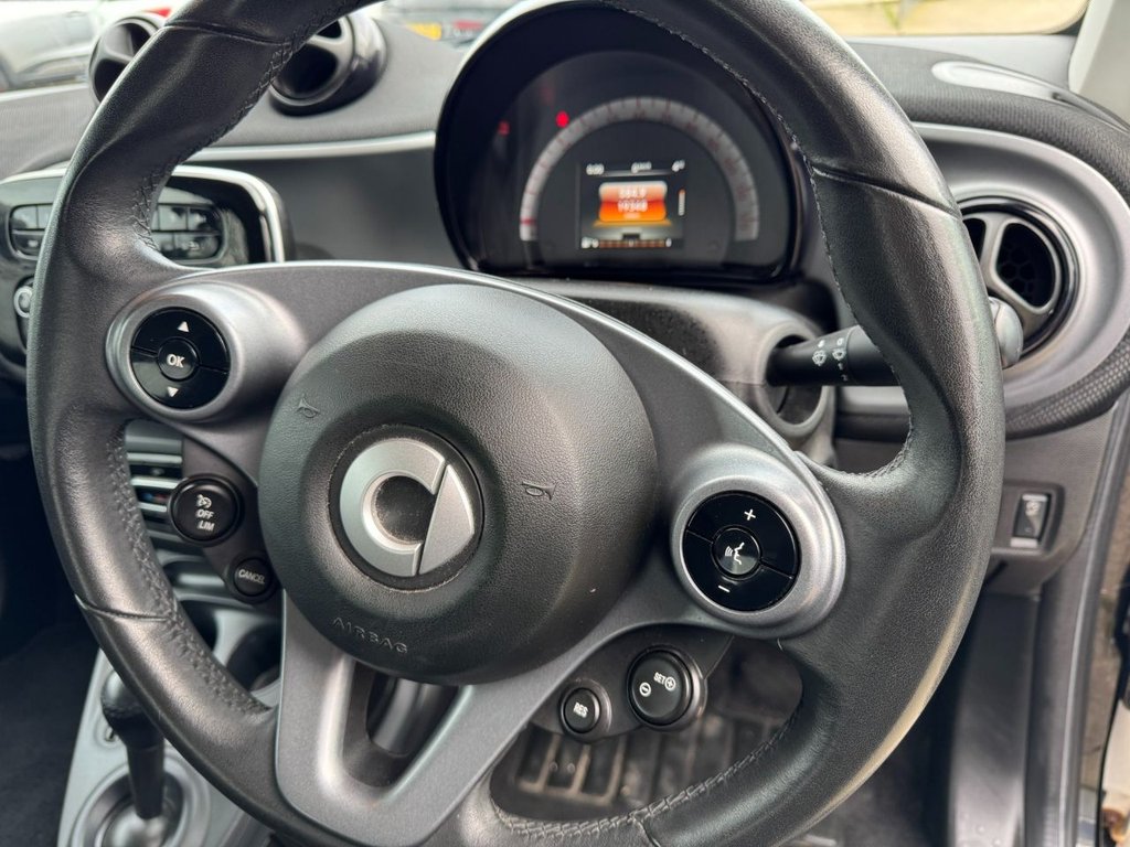 Used smart fortwo 2016 for sale - 77614150: Photo 10