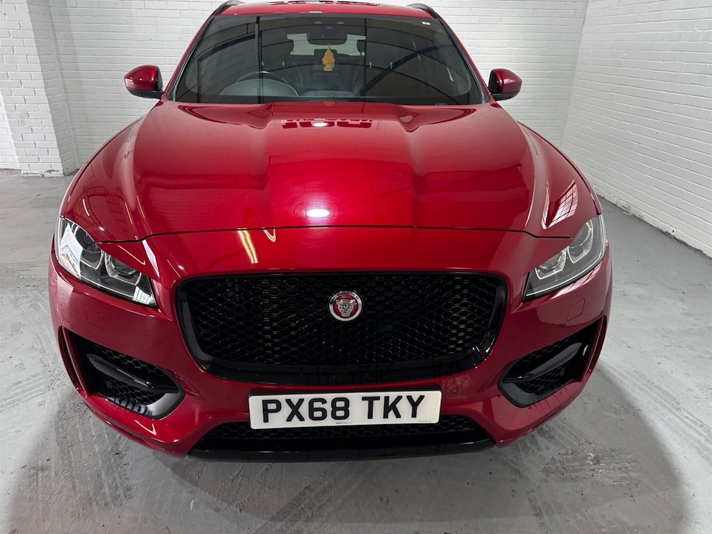 Used Jaguar F-Pace 2018 for sale - 76957172: Photo 9