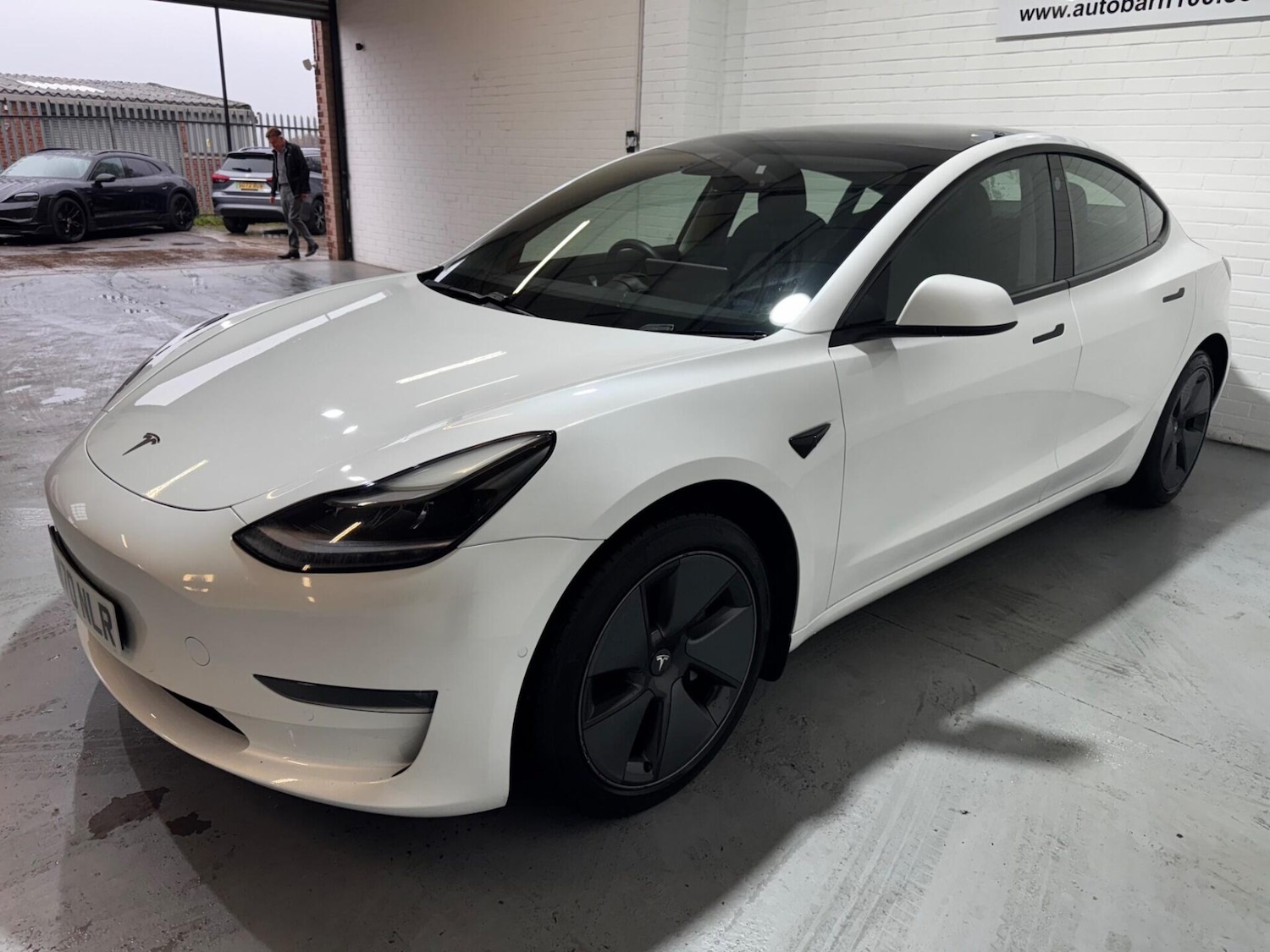 Used Tesla Model 3 2020 for sale - 76545898: Photo 10