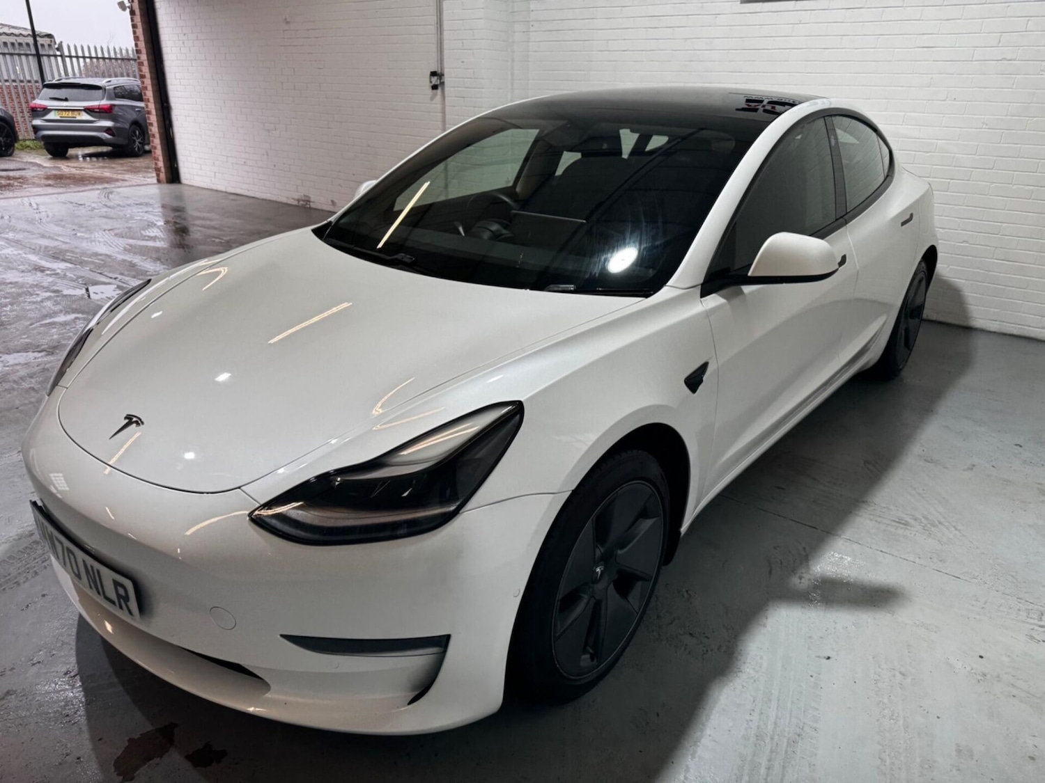 Used Tesla Model 3 2020 for sale - 76545898: Photo 3