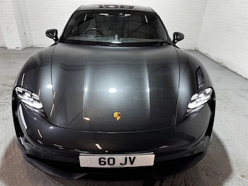 Used Porsche Taycan 2021 for sale - 77630984: Photo