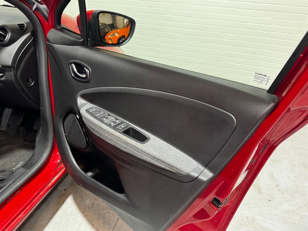 Used Renault Zoe 2021 for sale - 77848393: Photo 26