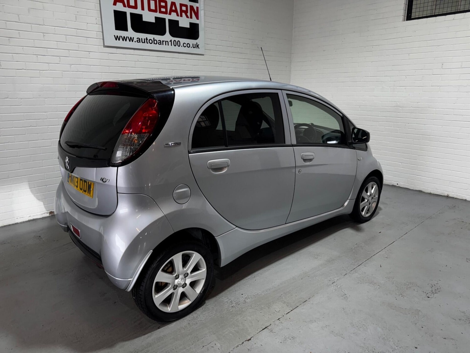 Used Peugeot iOn 2013 for sale - 76545902: Photo 12