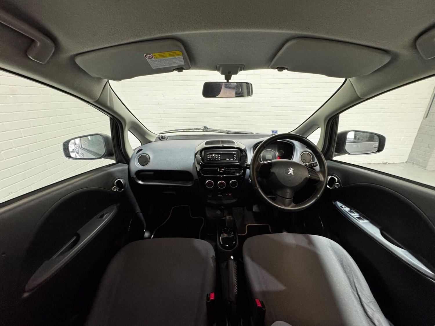 Used Peugeot iOn 2013 for sale - 76545902: Photo 14