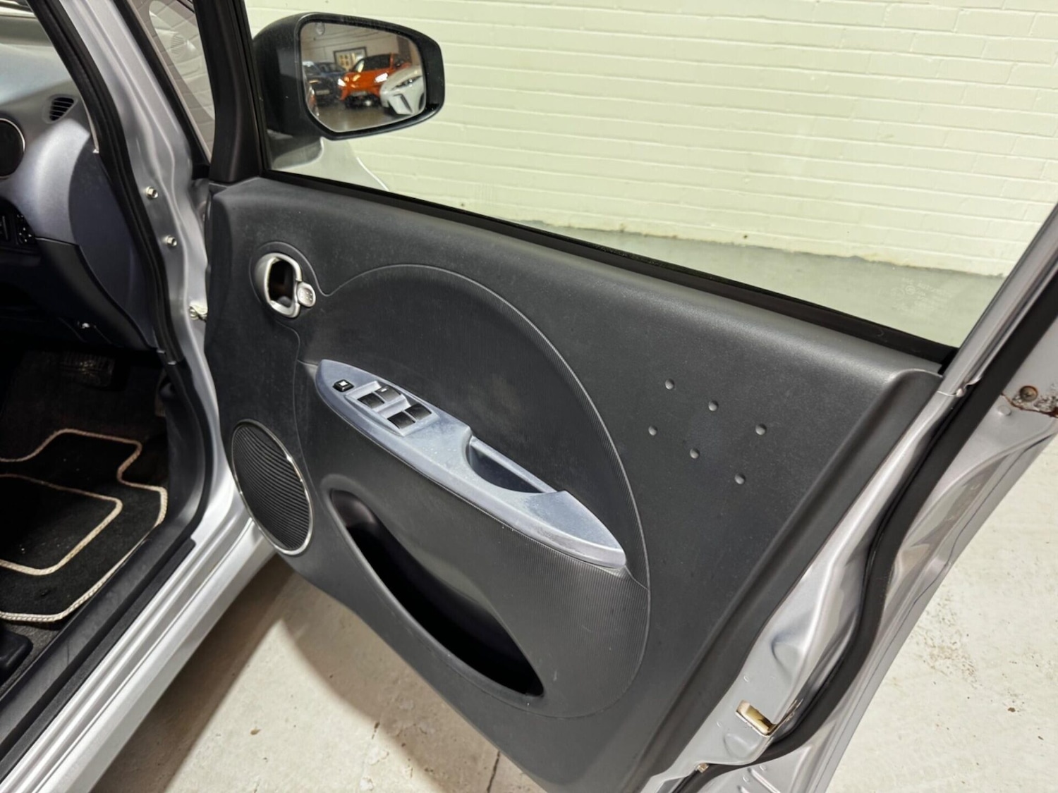 Used Peugeot iOn 2013 for sale - 76545902: Photo 19