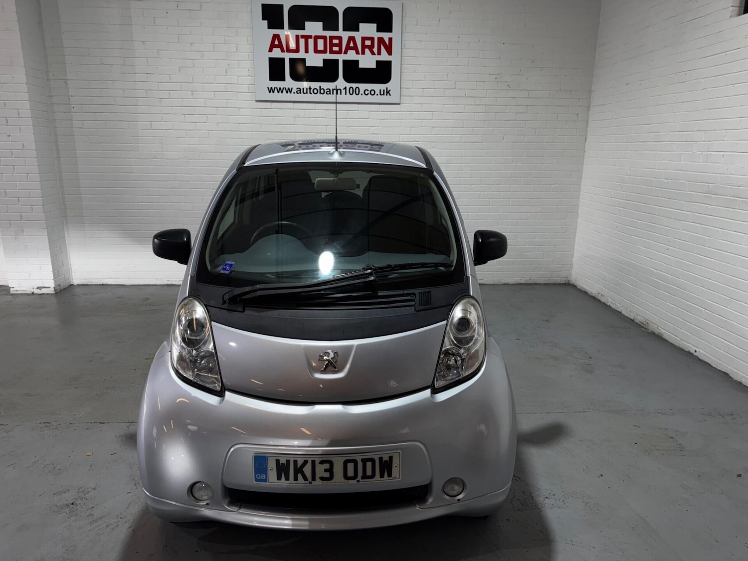 Used Peugeot iOn 2013 for sale - 76545902: Photo 2