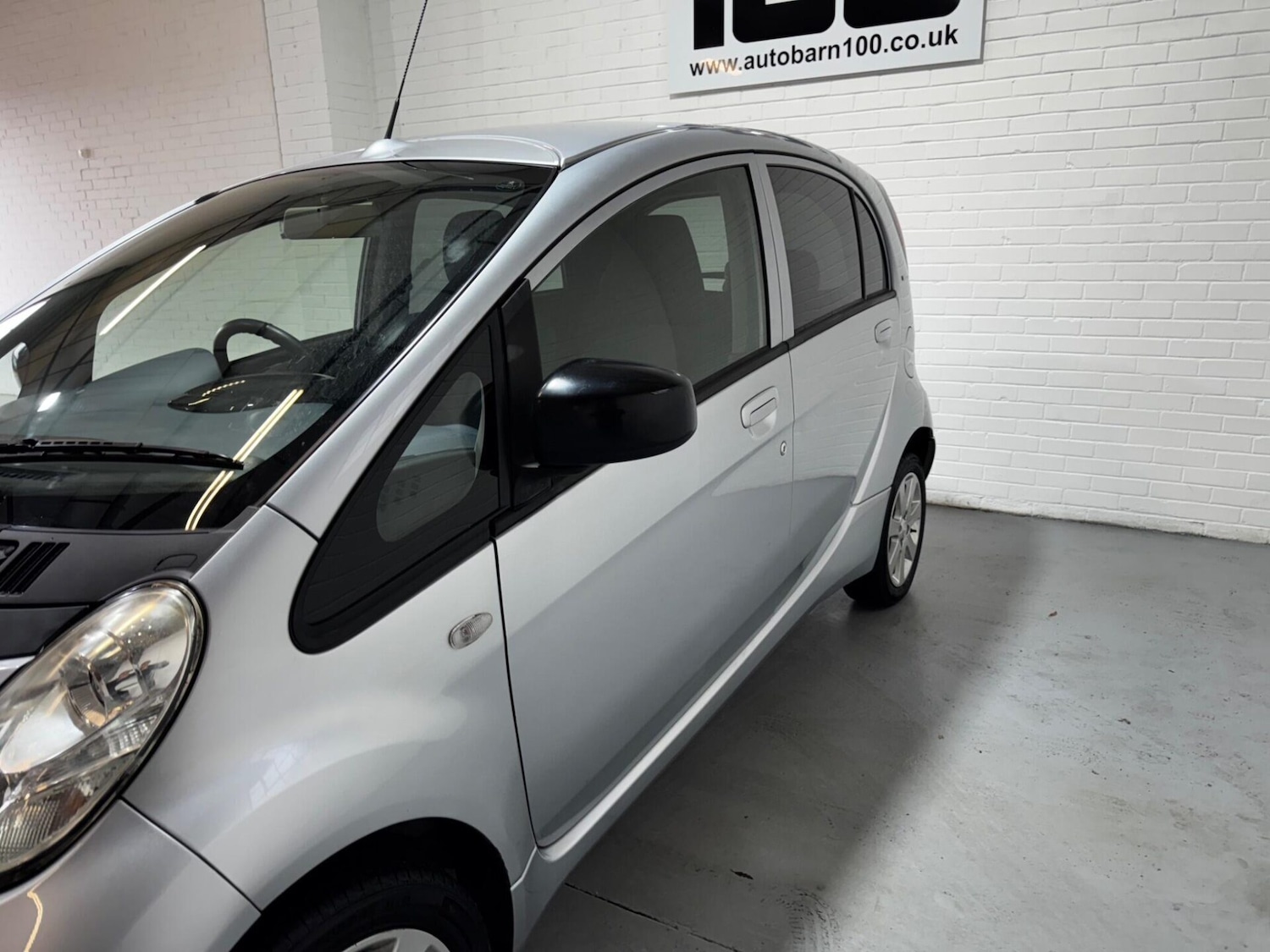 Used Peugeot iOn 2013 for sale - 76545902: Photo 26