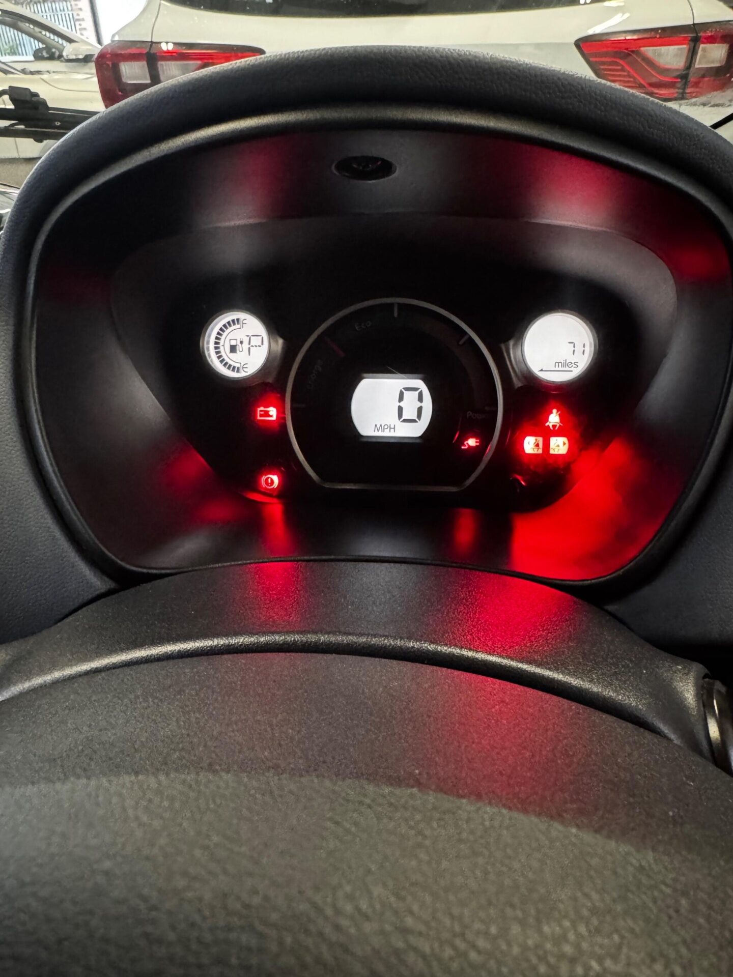 Used Peugeot iOn 2013 for sale - 76545902: Photo 27