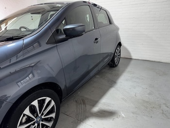 Used Renault Zoe 2020 for sale - 75461947: Photo